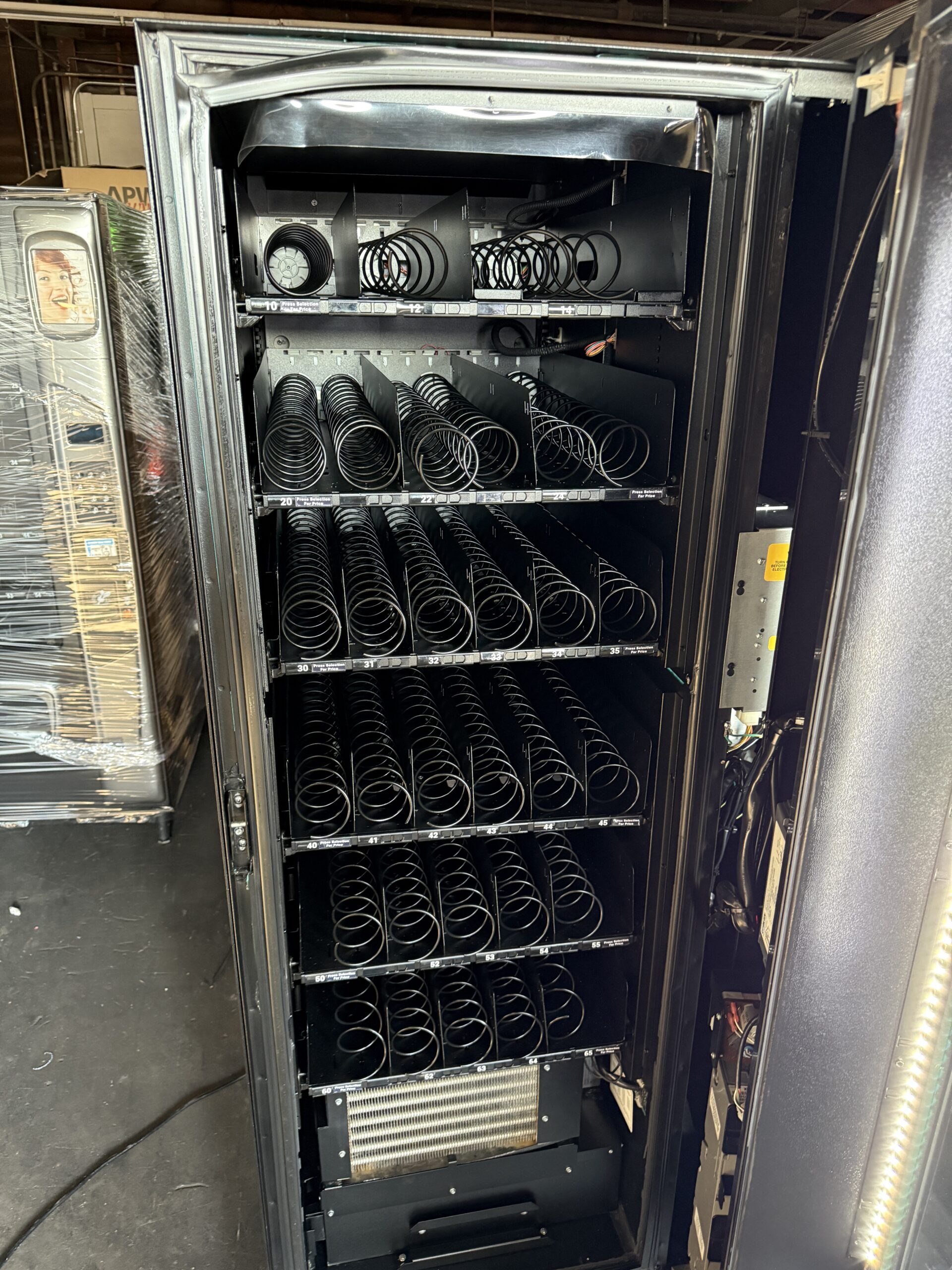USI Alpine Combi 3000 Combo Vending Machine